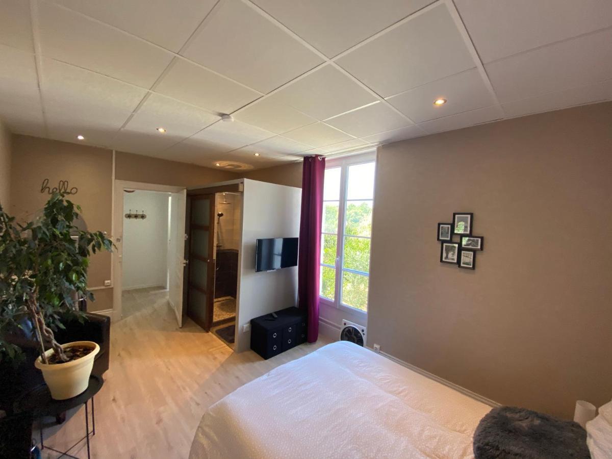 Deux Rivieres Chambre De La Poterie מראה חיצוני תמונה